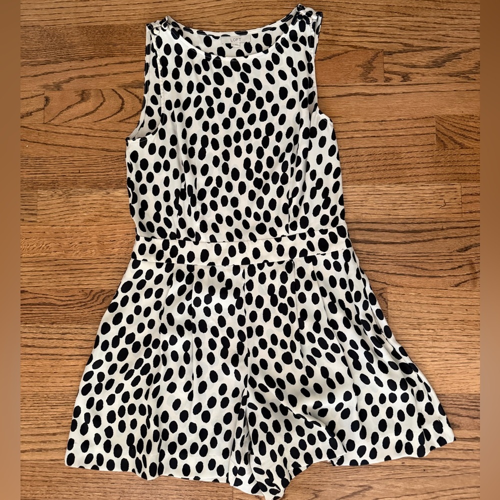Ann Taylor LOFT Cream Polka Dot Romper| Size 2